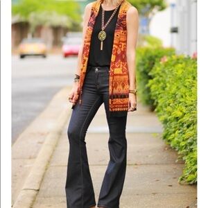 Schoen by Yu Bombshell High Rise Flare Blue Jeans 26 Coachella